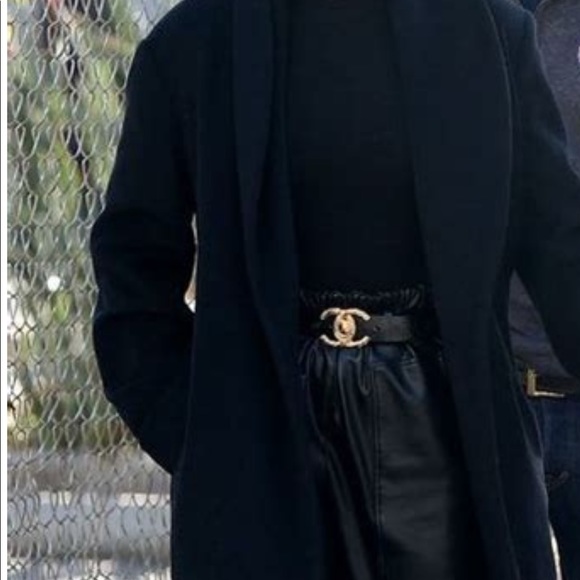 Meet Your Posher👛💋😎 - Picture 2 of 16